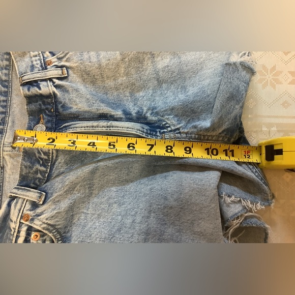 GAP Shorts Women’s 16 Regular Light Denim Distressed Cotton - Picture 8 of 10